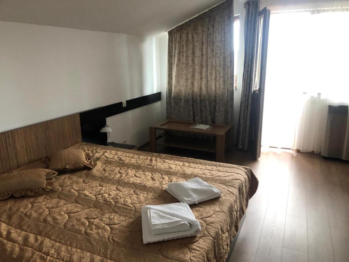 Genco Hotel Mountain View Predeal Exterior photo